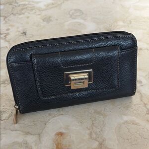 Ricardo Beverly Hills Leather RFID Long Zippered Wallet